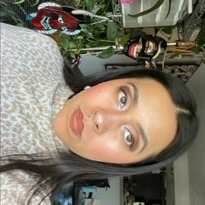 Meet your Posher, Ariana